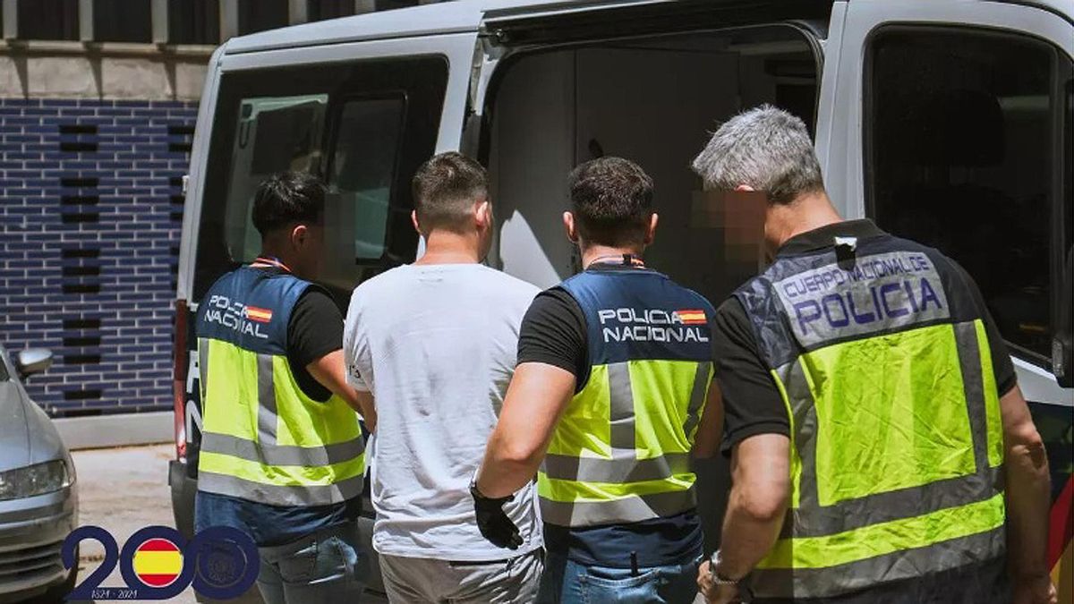 Uno de los sospechosos expulsados