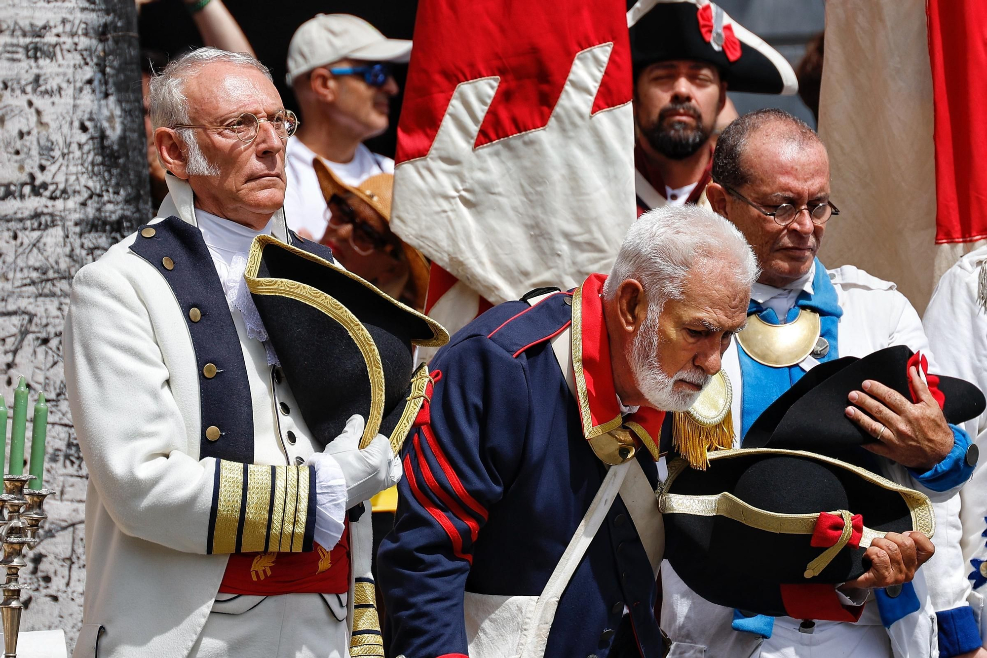Firma de las Capitulaciones de la Gesta del 25 de julio, con una narración histórica y una representación teatralizada