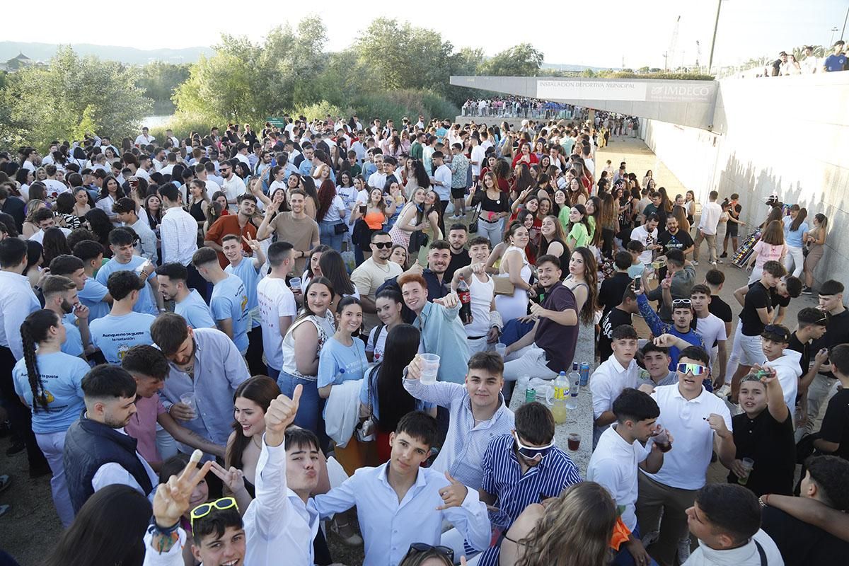 El botellón en el Balcón del Guadalquivir, en imágenes