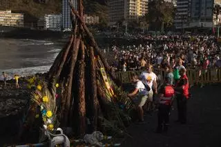 Hogueras de San Juan en Puerto de la Cruz