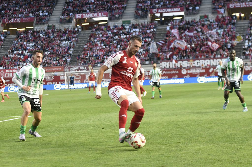 Las mejores imágenes del partido entre el Real Murcia y el Antequera