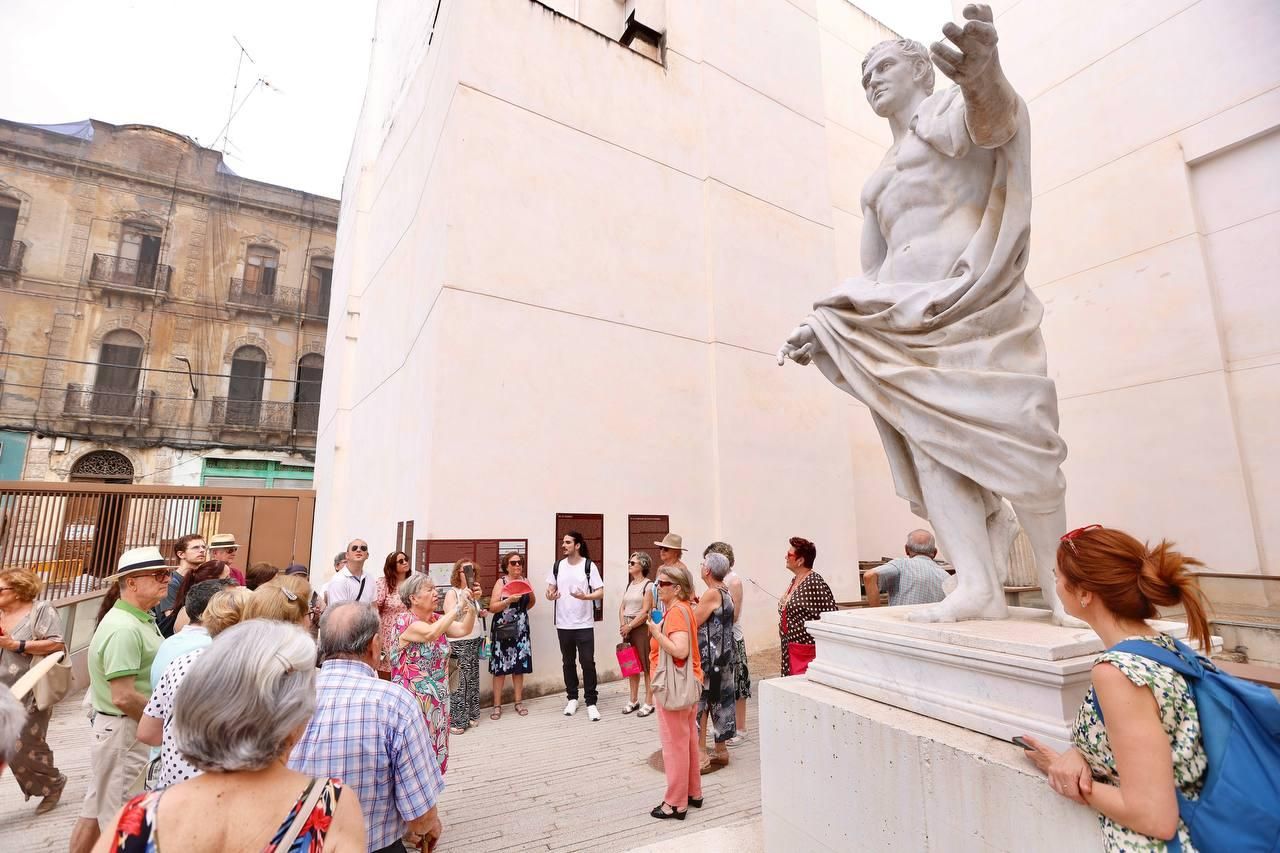 Primeras visitas al Templo Romano de Córdoba, en imágenes