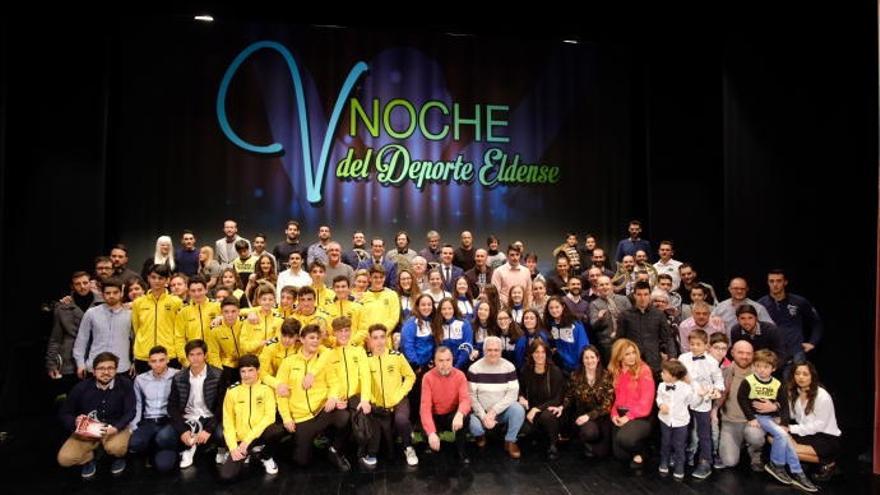 Instante de la V Noche del Deporte Eldense.