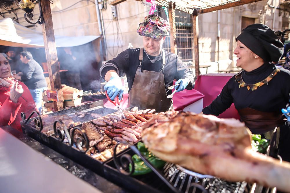 Orihuela rescata su pasado en su tradicional Mercado Medieval