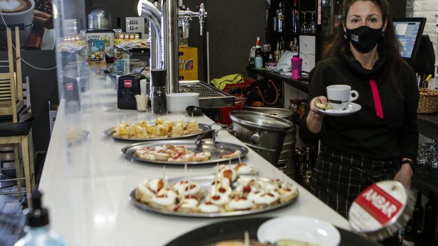 La hostelería ampliará sus horarios y Salud ya sopesa la apertura de las barras