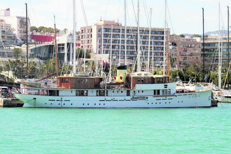 El ‘Alicia’, saliendo del puerto de Palma en mayo del 2019.