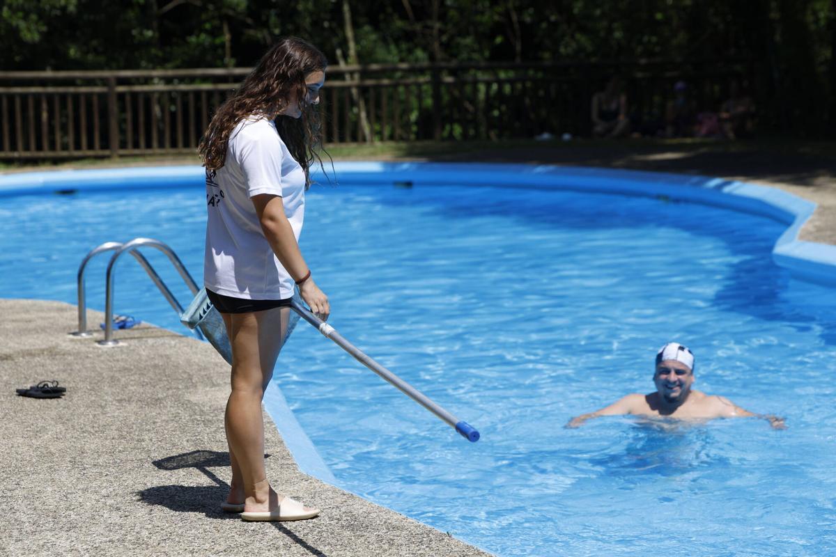 Reportaje de verano de las piscinas de Illas