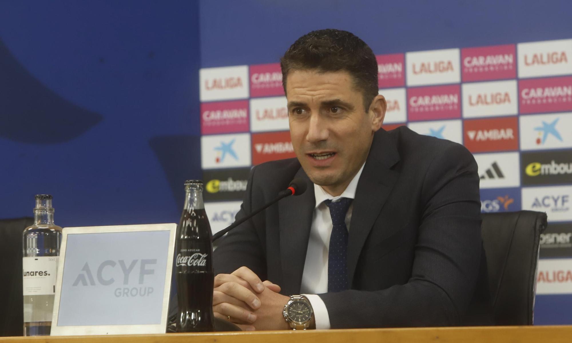 En imágenes | Presentación de Julio Velázquez como entrenador del Real Zaragoza