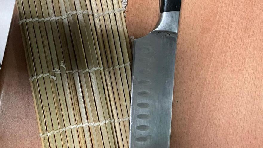 Apuñala con un cuchillo de cocina a un hombre en una calle de Ibiza