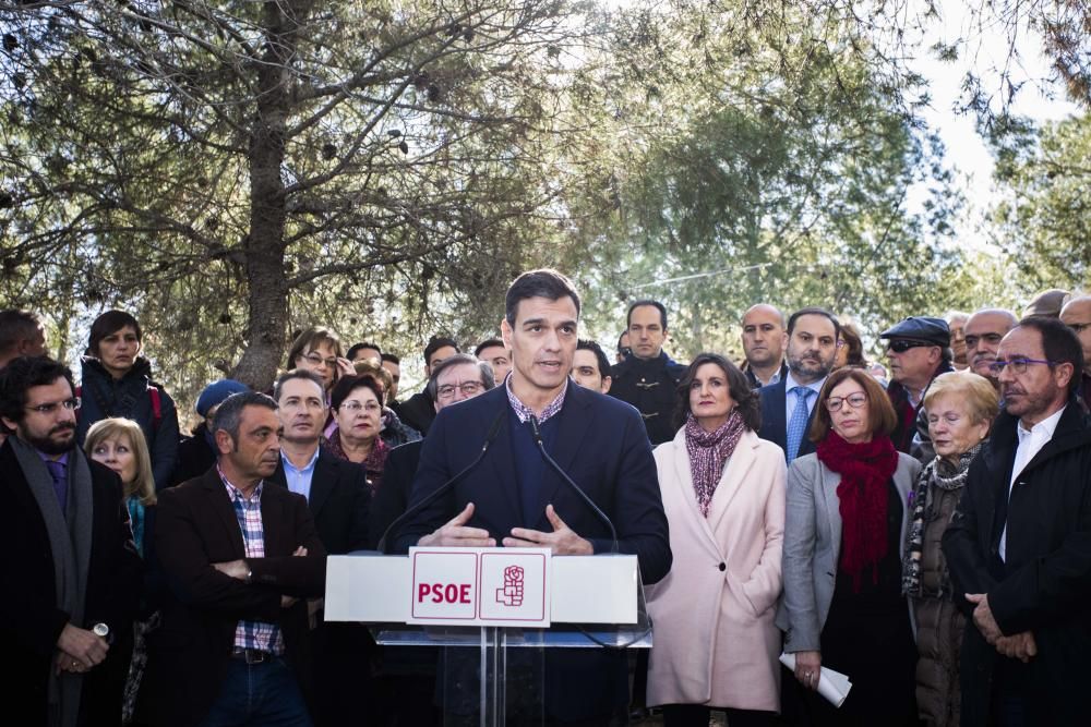 Pedro Sanchez presenta en Paterna la propuesta de Reforma de Ley de Memoria Histórica