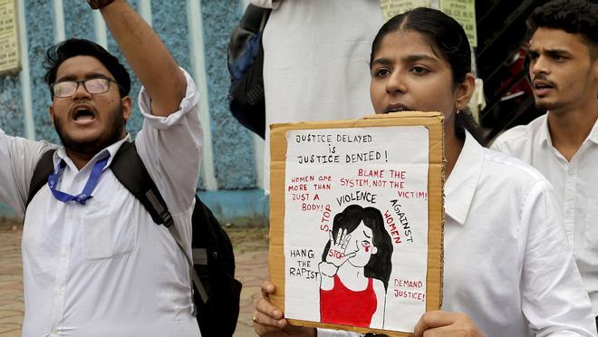 Disturbios y protestas en la India por la violación y asesinato de una niña de 11 años