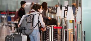 Consumo denuncia a 17 aerolíneas por los reembolsos