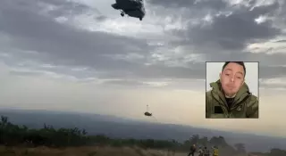 El bombero herido que estuvo tres horas cabeza abajo esperando por el helicóptero en Maceda: «Pensaba que ya no saldría con vida»