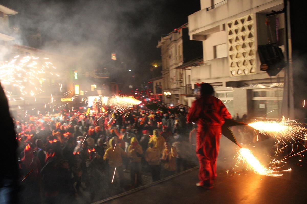GALERÍA | Los toros llenan puebla de Sanabria de pólvora y chispas