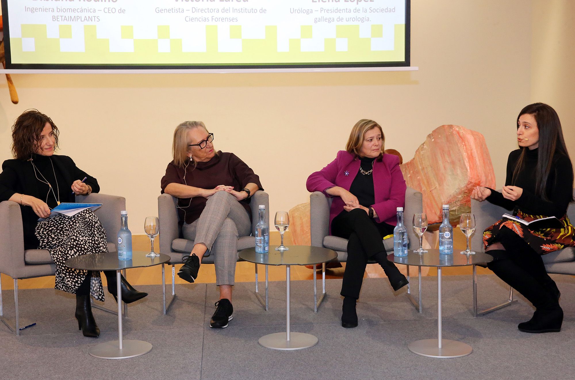 Irene Bascoy, Elena López Díez, Victoria Lareu y Bibiana Rodiño (izq. a derecha)