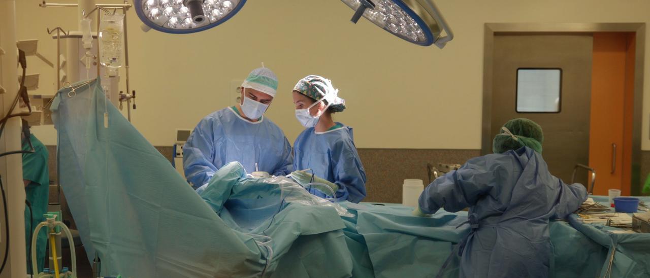 El plan de Asturias para reducir las listas de espera quirúrgicas: intervenciones por la tarde y en centros privados