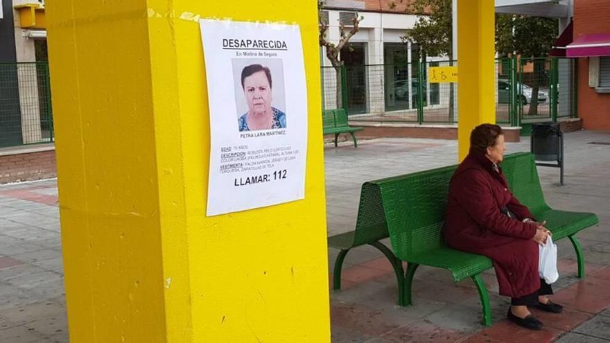 Los carteles de la desaparecida están presentes en el municipio.