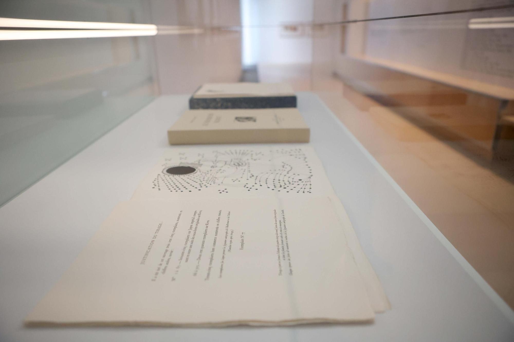 Inauguración de la exposición 'Compromiso con el arte' en A Coruña