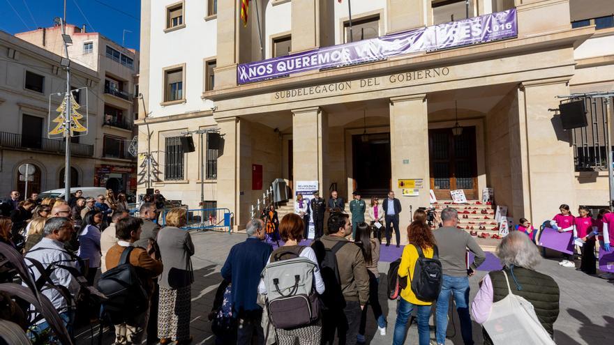 La Subdelegación retira la oferta de prácticas sin remunerar para estudiantes