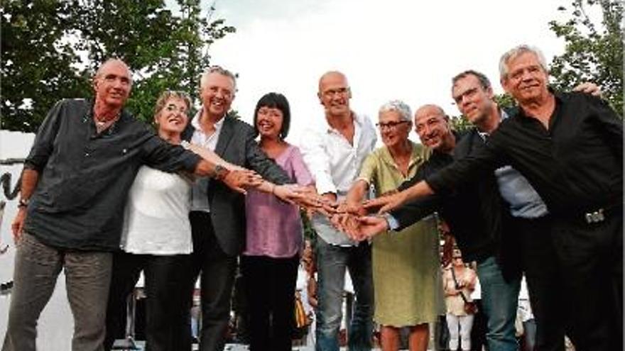 Els candidats de la «societat civil» en la presentació d&#039;ahir al vespre al parc de la Ciutadella.