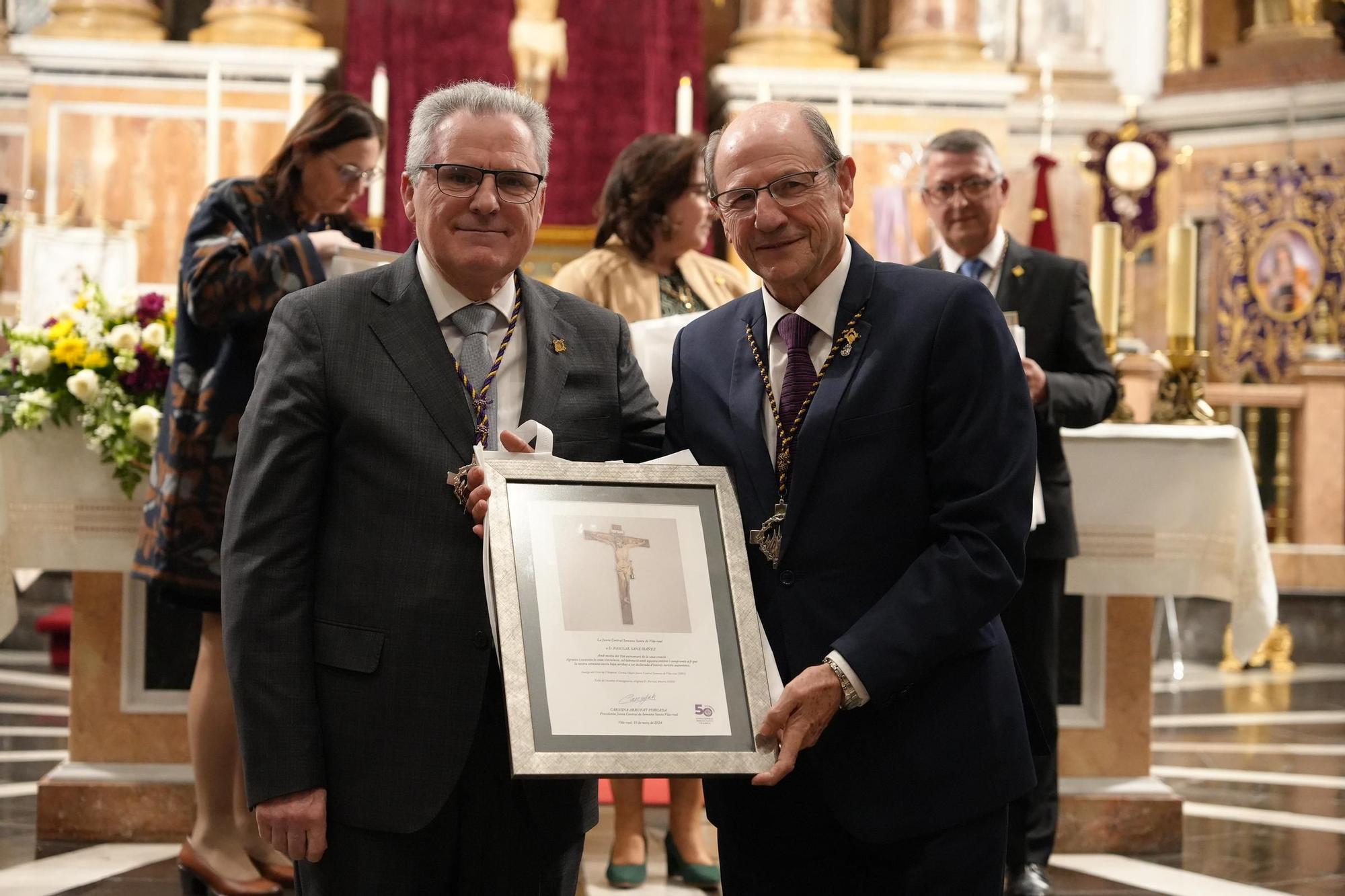 Las fotos de la misa para conmemorar el 50º aniversario de la Junta Central de Semana Santa de Vila-real