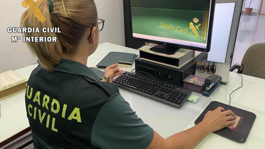 La Guardia Civil da pautas para evitar fraudes en la red