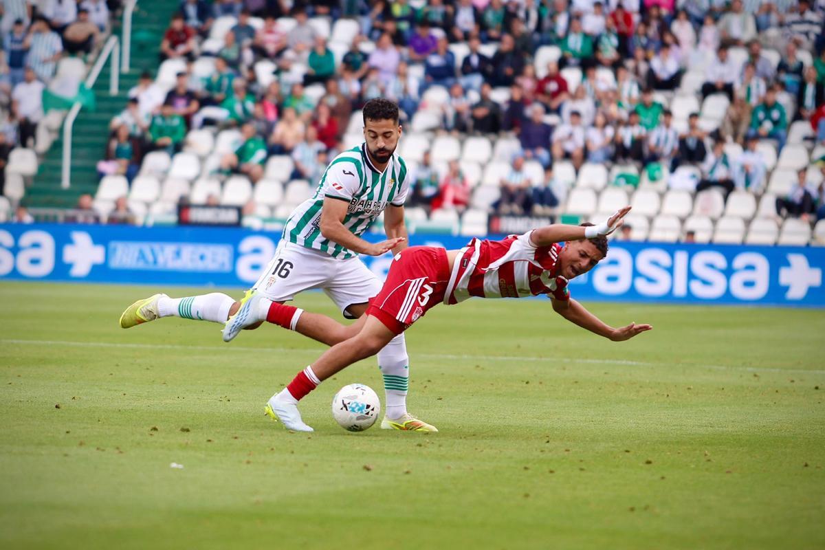 Córdoba CF-Granada | Las imágenes del partido de LaLiga Hypermotion