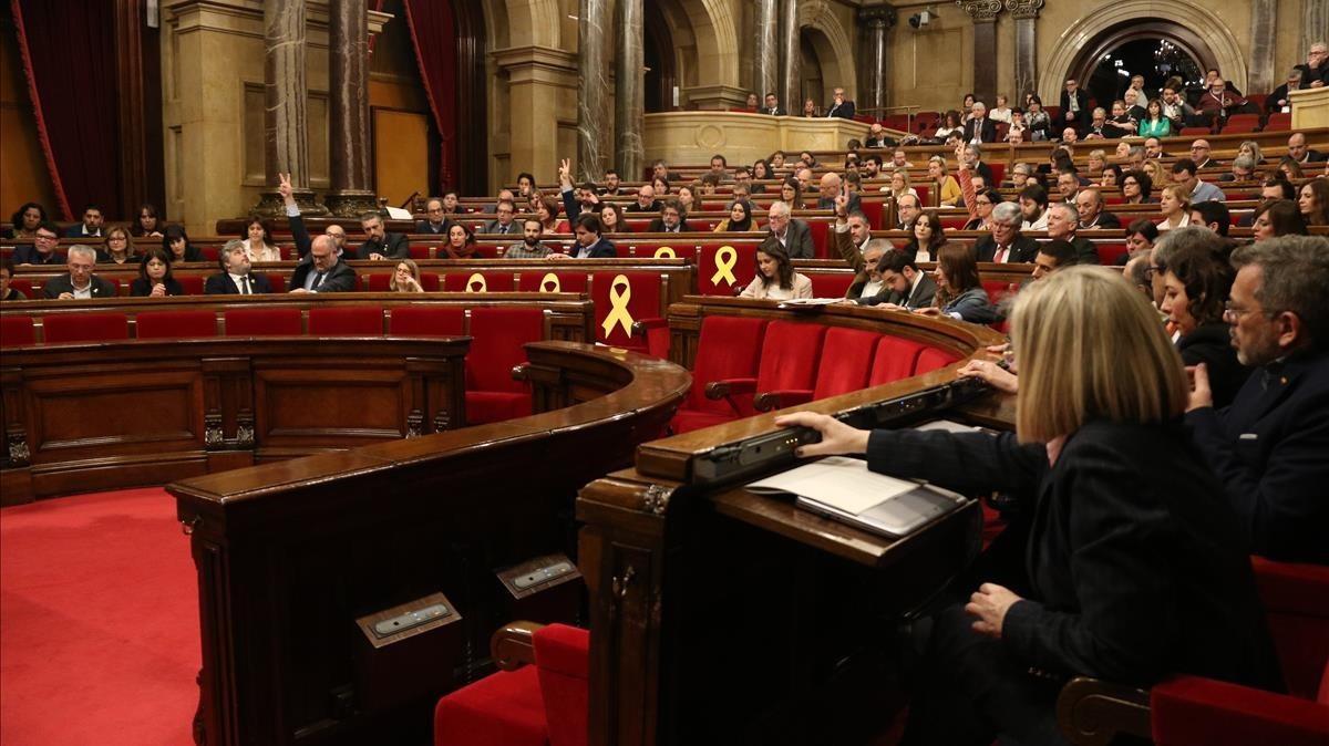 zentauroepp42699712 pla general de la votaci  del parlament el 28 de mar  de 201180328135950