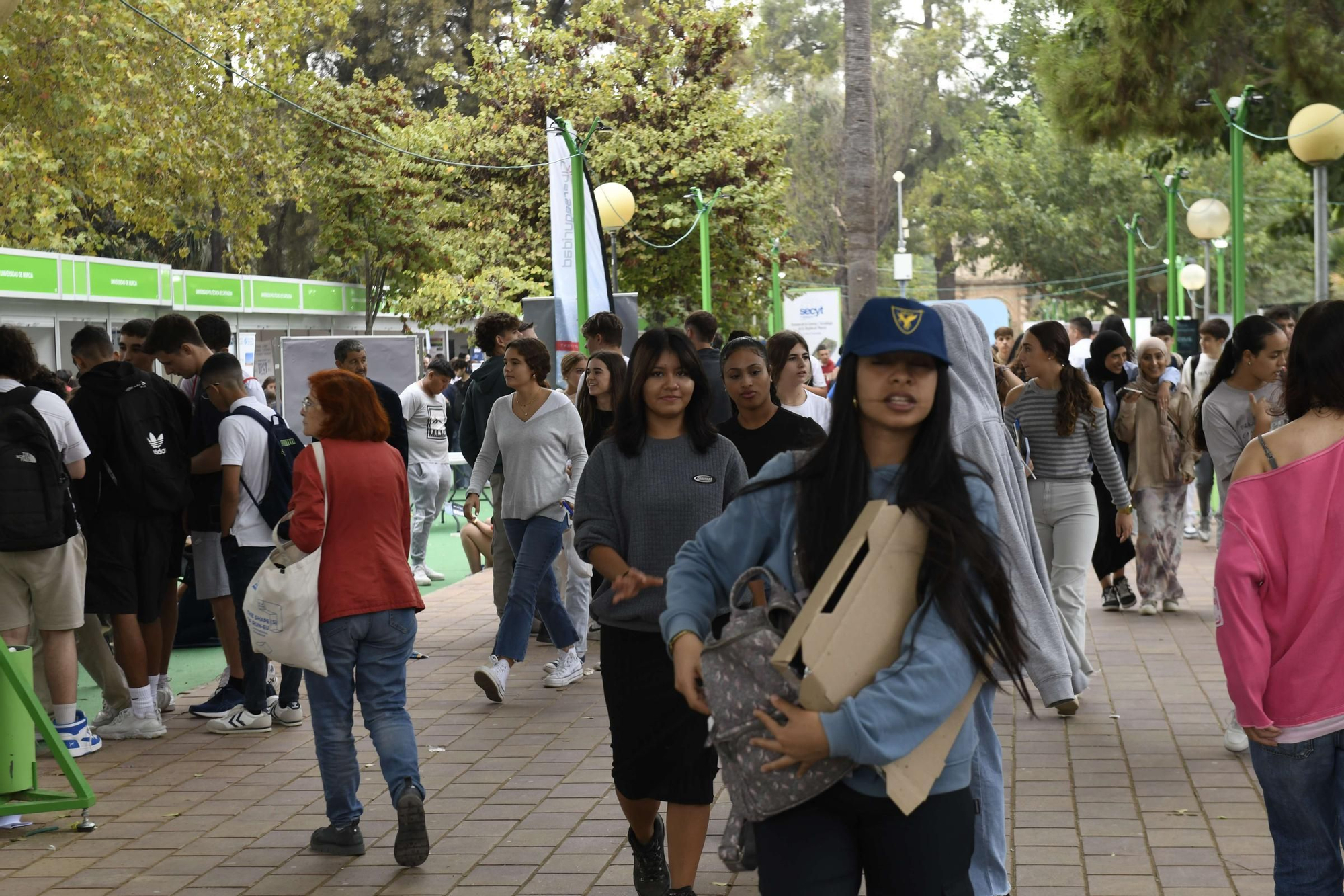 La primera jornada de la Semana de la Ciencia de Murcia, en imágenes