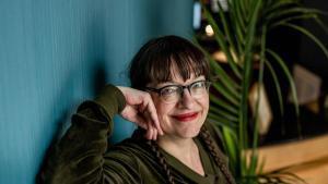 La dibujante austriaca Ulli Lust, que publica el ensayo en cómic La mujer como lo humano, en Barcelona. 