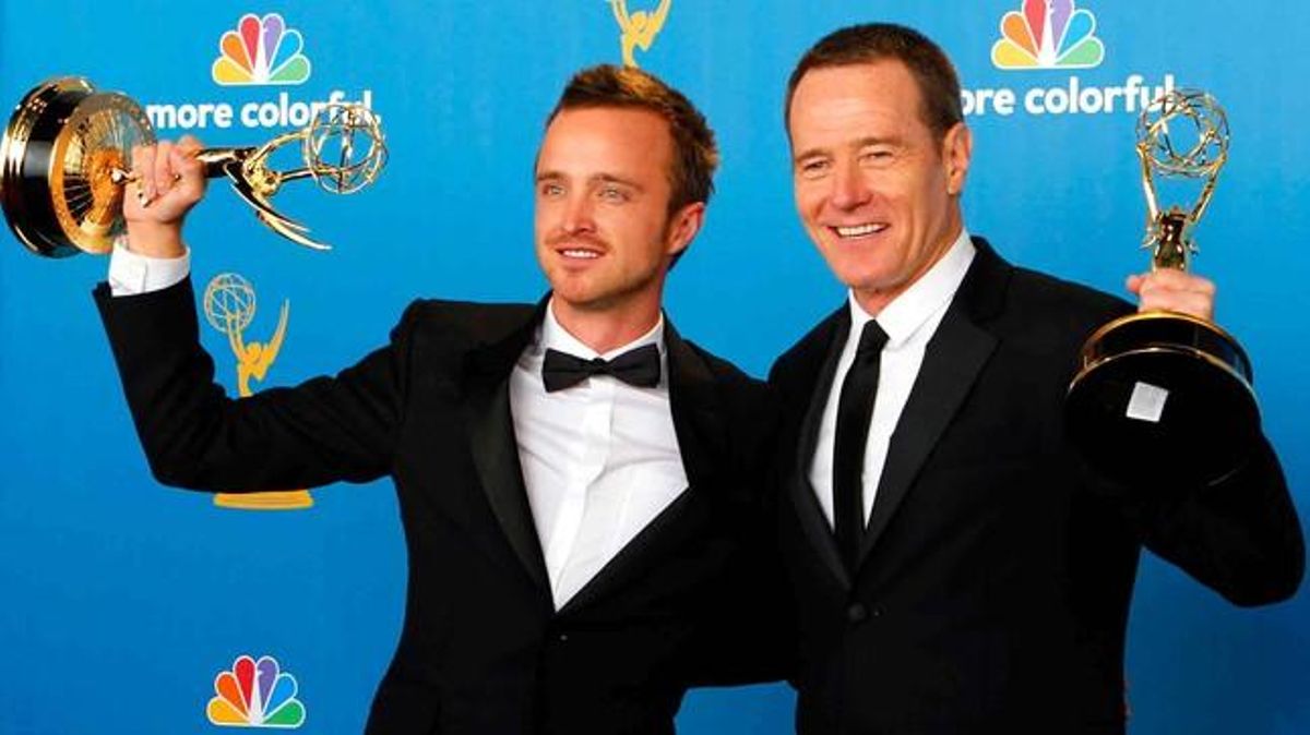 Aaron Paul, vencedor del premi de millor actor de repartiment en una sèrie de drama, i Bryan Cranston, que ha guanyat com a millor actor en la mateixa categoria, tots dos per ’Breaking Bad’