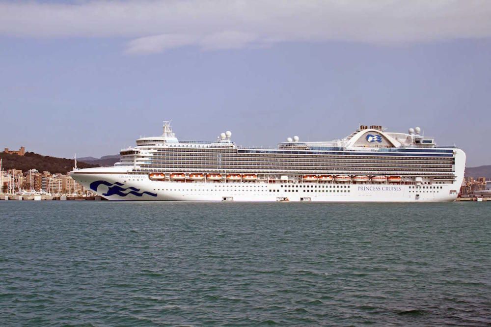 Premiere für die "Crown Princess" in Palmas Hafen