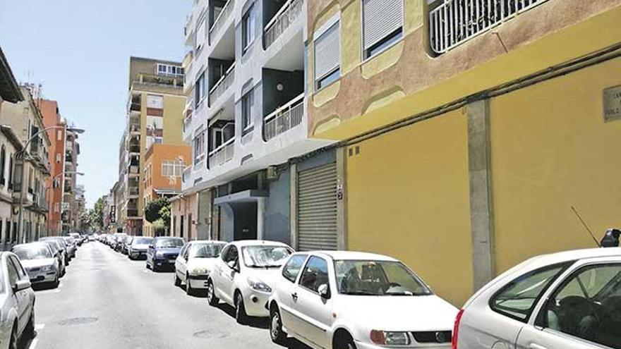 Calle Pablo Iglesias de Palma, donde ocurrió la detención del propietario de la vivienda.