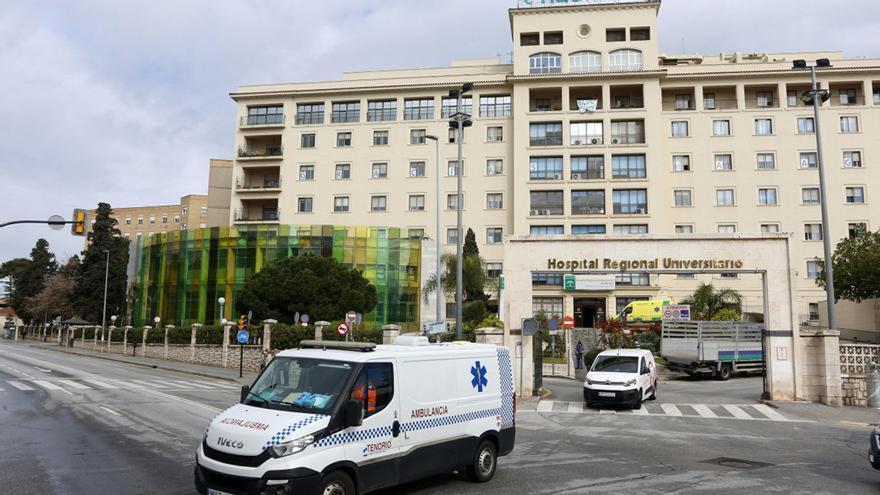 En la UCI un joven tras caer desde el balcón de una habitación de un hotel en Marbella
