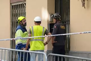Los vecinos de 31 pisos desalojados por el socavón de la L9 en el Putxet volverán la semana que viene a casa