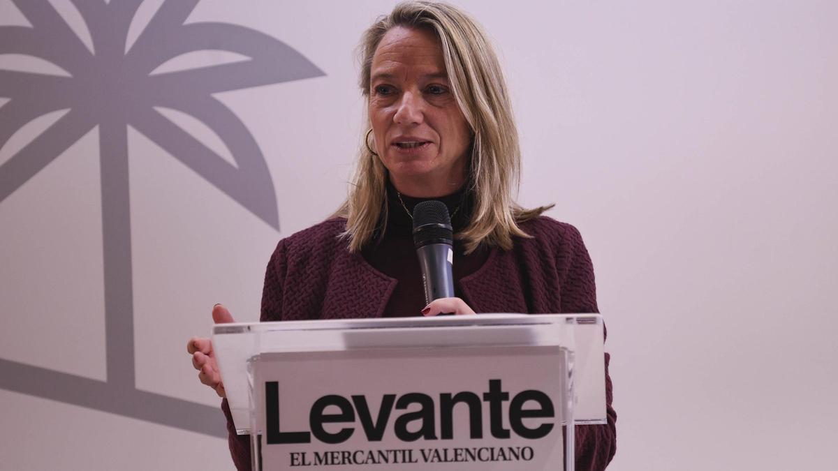 Paz Carceller, durante el Foro Más que Empresas Camp de Morvedre.