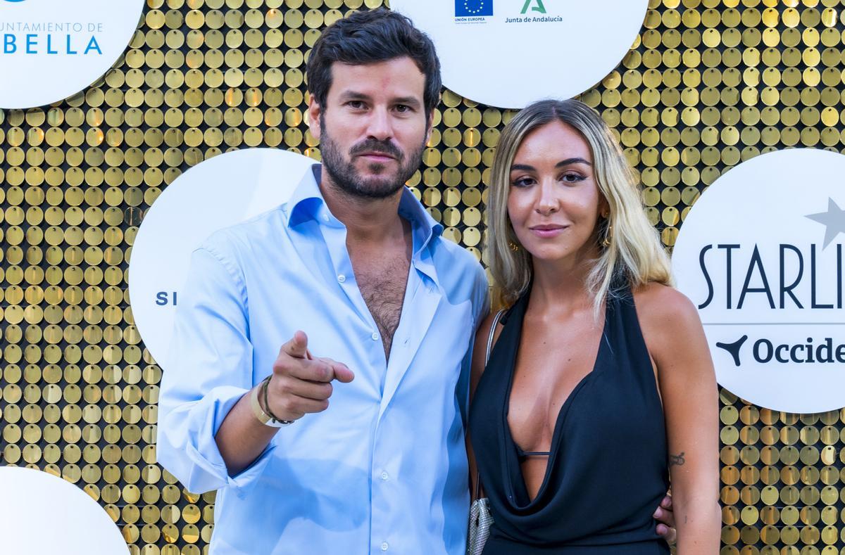 Willy Bárcenas junto a su mujer, Loreto Sesma