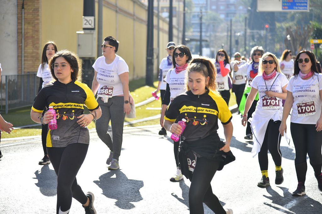 Carrera de la Mujer: recorrido por avenida de los Pinos, Juan Carlos I y Cárcel Vieja