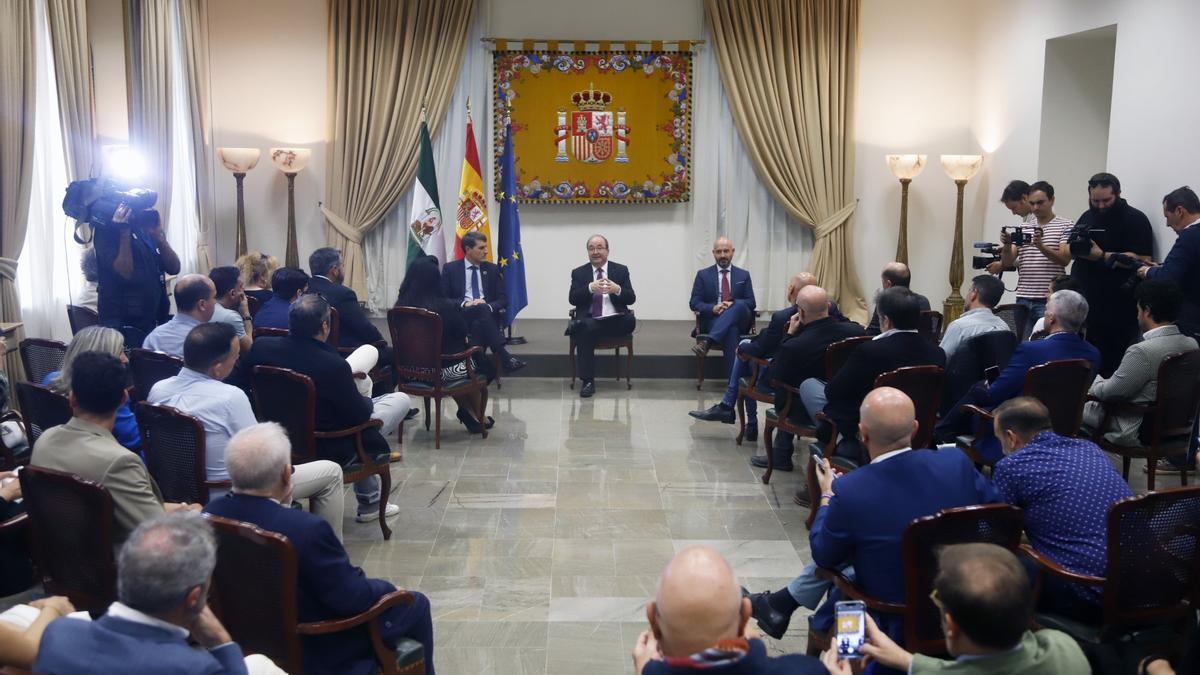 Encuentro de Miquel Iceta en Málaga con representantes del sector cultural de la provincia