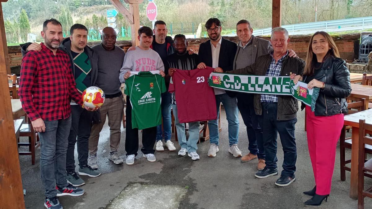 Derbi comarcal de Tercera Federación entre CD Llanes y CD Colunga