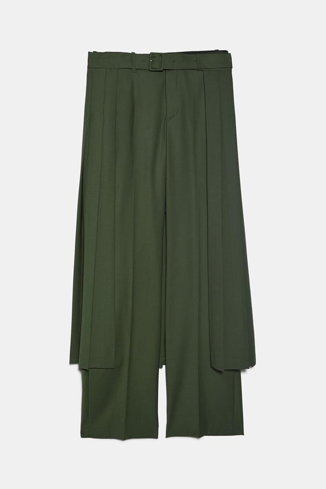 Falda pantalón plisada en color khaki de Zara