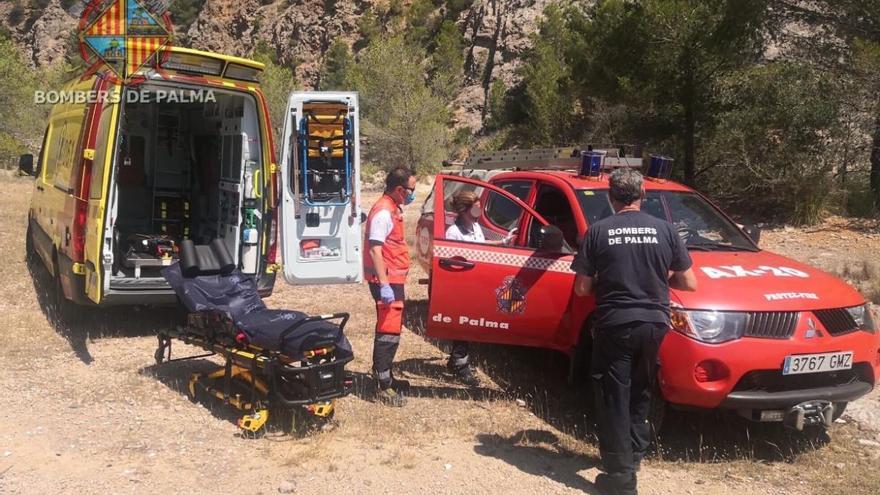 Rescatan a una mujer de 79 años que hacía senderismo en La Vileta