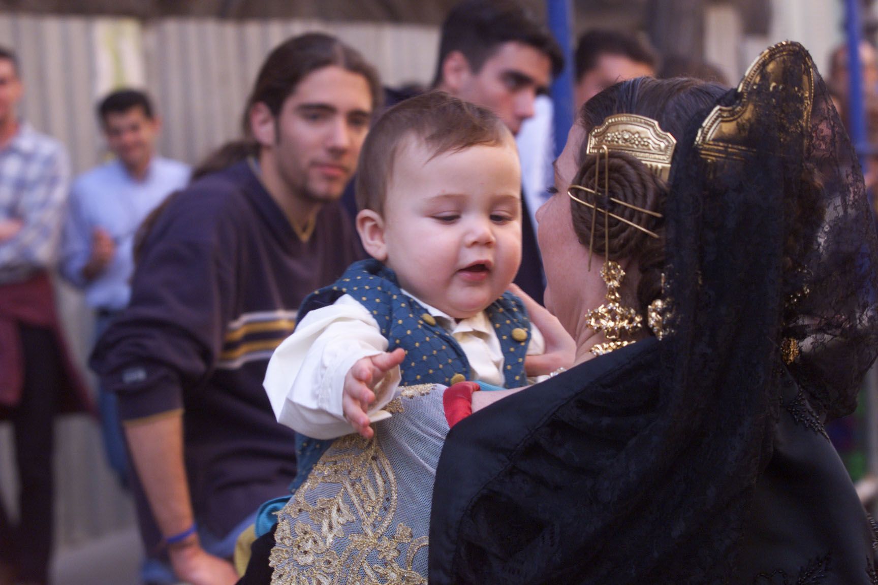 Ofrendas de las Fallas de fin de siglo. Si tienes 20-30 años, quizá estás aquí