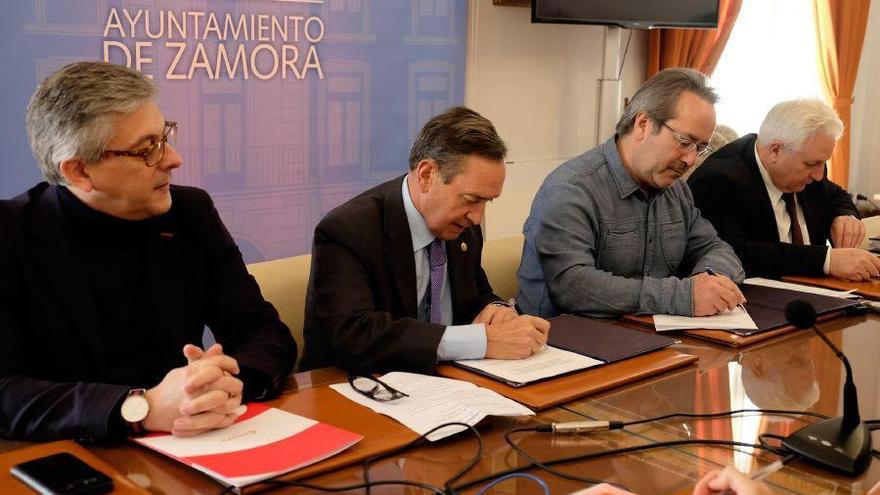 El Ayuntamiento de Zamora firma convenios con las cámaras de Comercio y de Propiedad