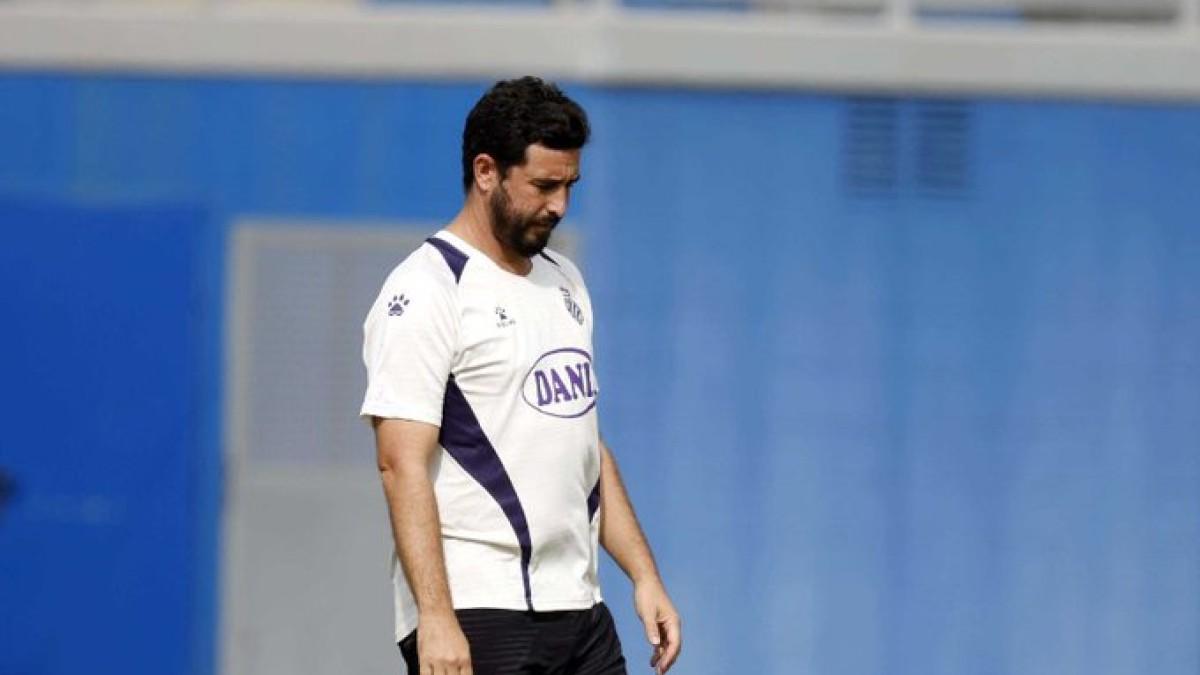 Ignasi Senabre deja el banquillo del Espanyol B