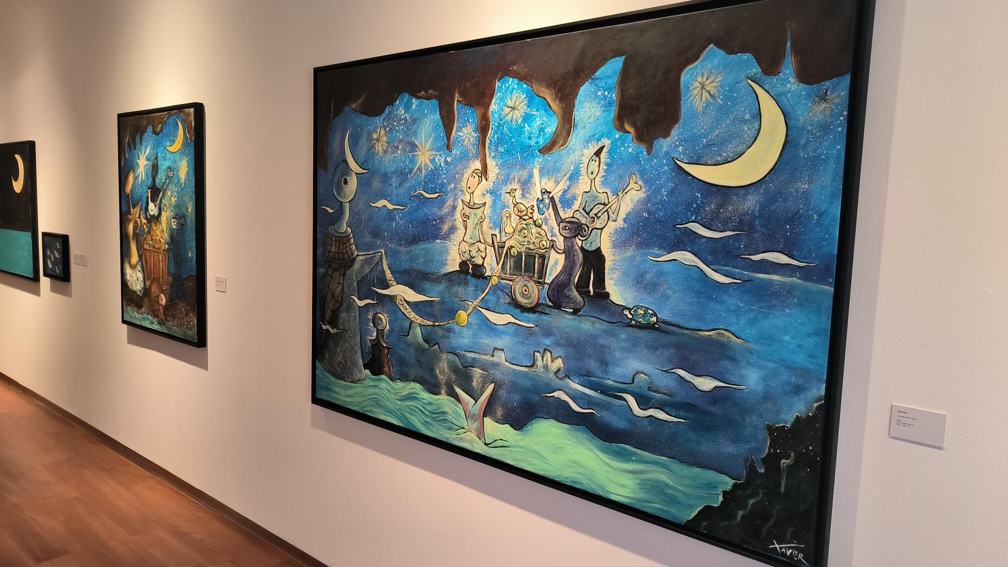 La exposición 'El cazador furtivo de las estrellas' de Xavier en Antequera