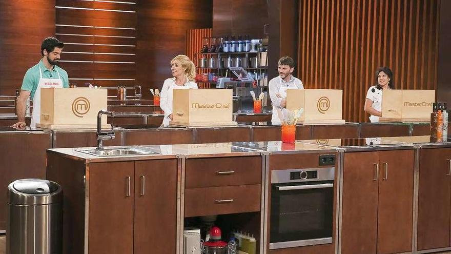 Varios concursantes de la primera edición de &#039;Masterchef Celebrity&#039;.