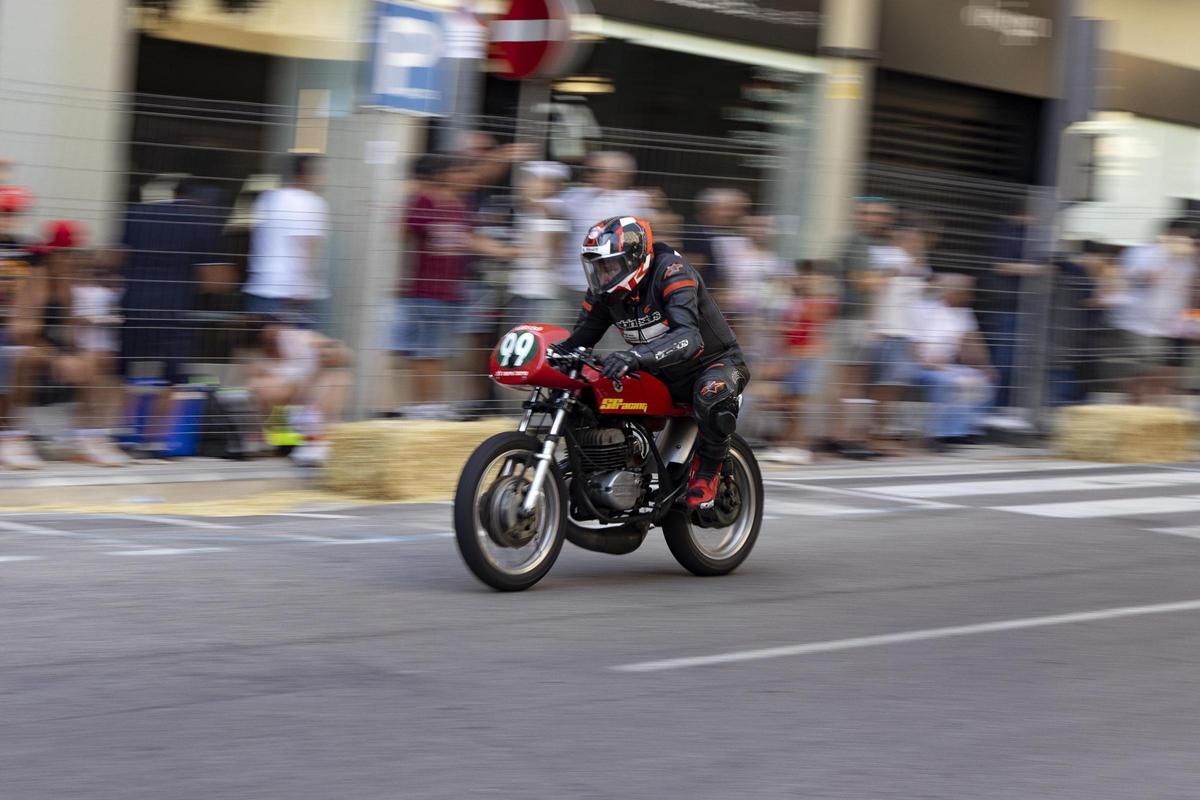Todas las imágenes de la 73ª edición de la carrera urbana de motos de Xàtiva