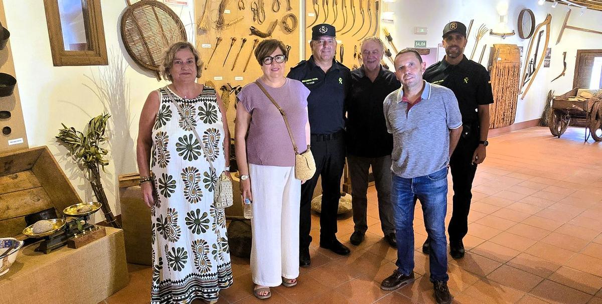 La representante del Gobierno de España en Castellón también ha girado visita este miércoles a Gaibiel.