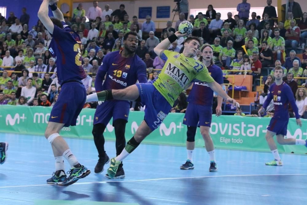 Derrota del MMT Seguros frente al FC Barcelona